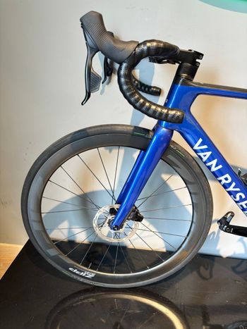 Used Van rysel RCR Pro Replica Dura Ace Di2 Decathlon AG2R Team 2024 2024 Road & Gravel — image 8 of 11