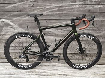Used Specialized S-Works Tarmac SL7 - SRAM Red eTap AXS 2023 2023 Road & Gravel, Green — image 7 of 10