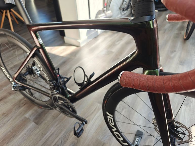 Used Specialized S-Works Tarmac SL7 - SRAM Red eTap AXS 2023 2023 Road & Gravel, Green — image 1 of 10