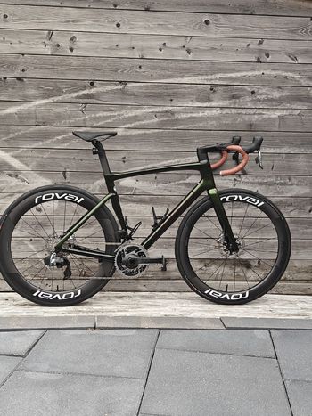 Used Specialized S-Works Tarmac SL7 - SRAM Red eTap AXS 2023 2023 Road & Gravel, Green — image 10 of 10