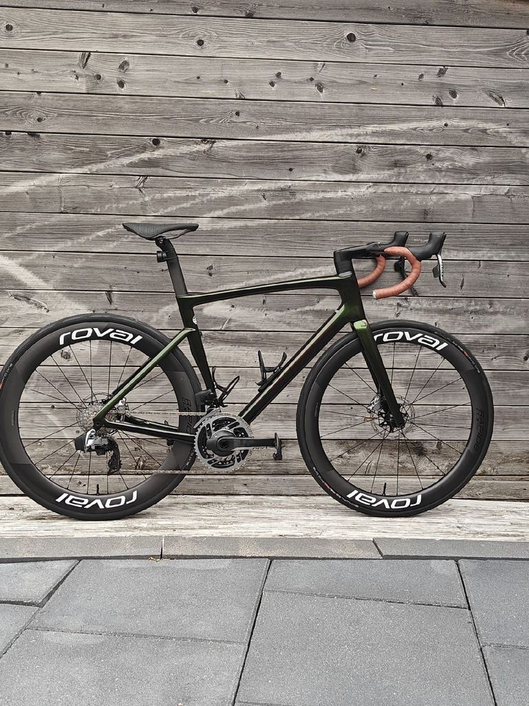 Used Specialized S-Works Tarmac SL7 - SRAM Red eTap AXS 2023 2023 Road & Gravel, Green — image 10 of 10