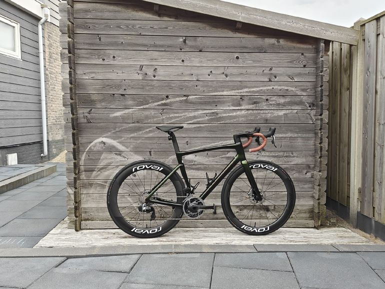 Used Specialized S-Works Tarmac SL7 - SRAM Red eTap AXS 2023 2023 Road & Gravel, Green — image 6 of 10