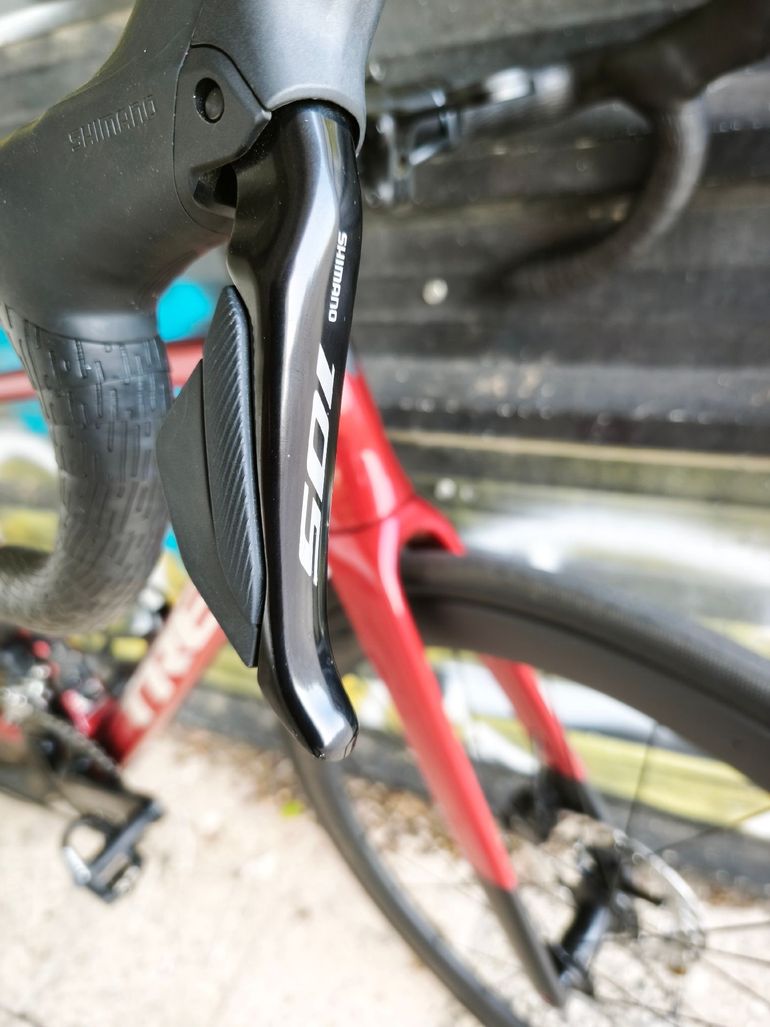 Used Trek Madone SL 6 Gen 8 2026 2026 Road & Gravel, Red — image 11 of 14