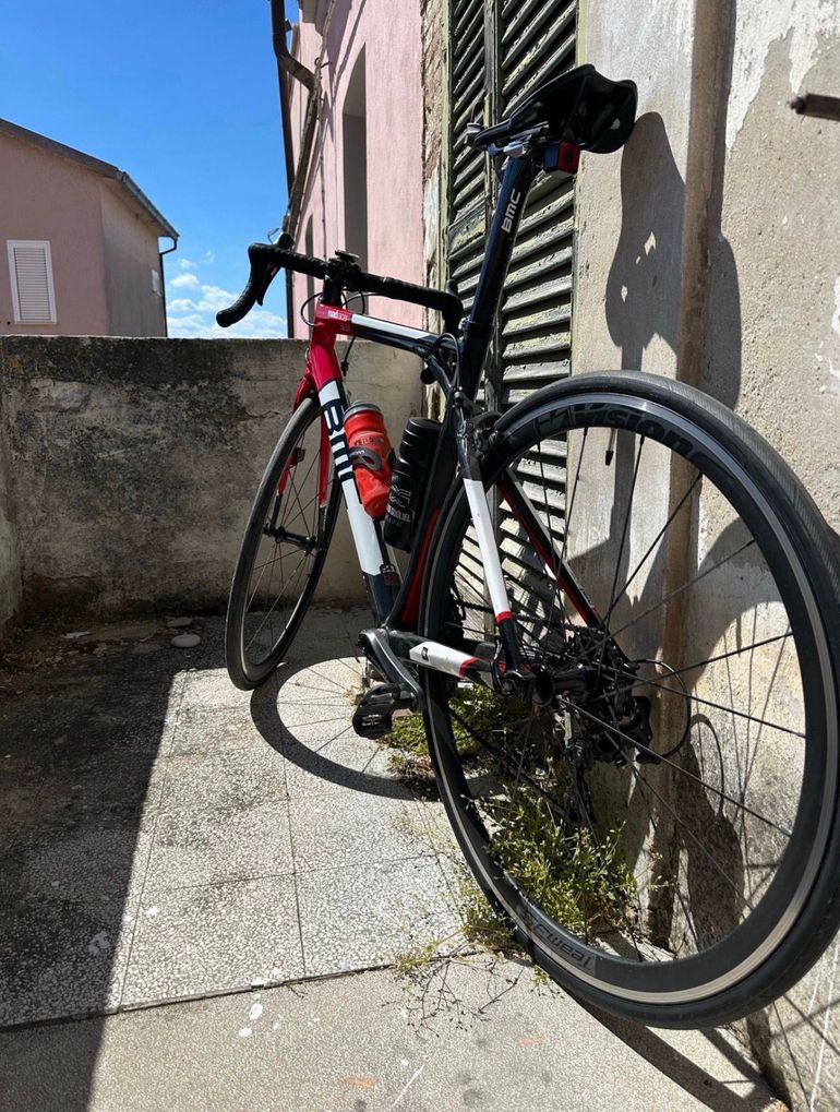 Used BMC BMC Custom Shimano Ultegra 2013 Road & Gravel, Black — image 2 of 6