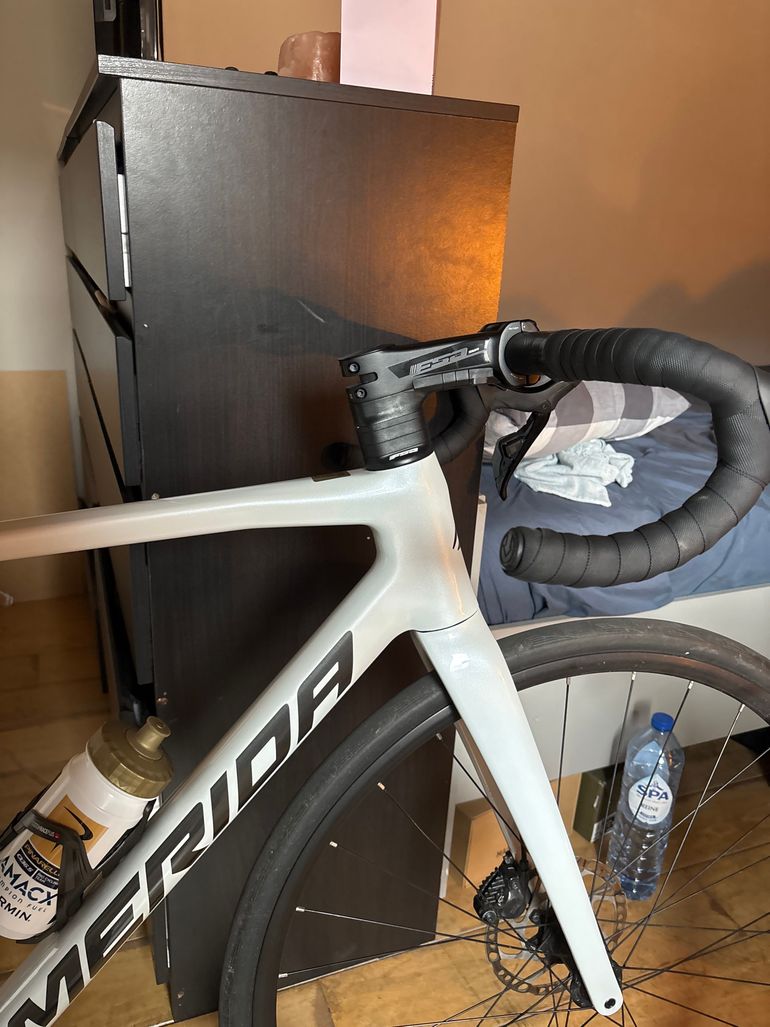 Used Merida SCULTURA 6000 2023 2023 Road & Gravel, White — image 6 of 6