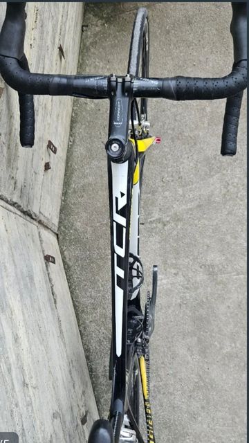 Tweedehands Giant TCR Advanced 3 2016 2016 Road & Gravel — afbeelding 2 van 4