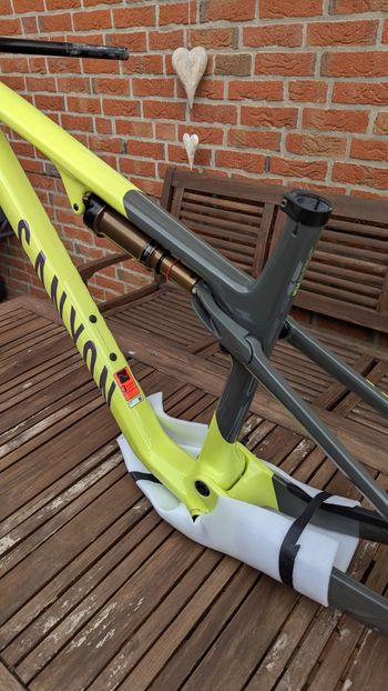 Used Canyon LUX Frameset 2025 Mountainbike — image 4 of 8