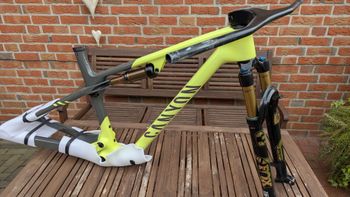 Used Canyon LUX Frameset 2025 Mountainbike — image 3 of 8