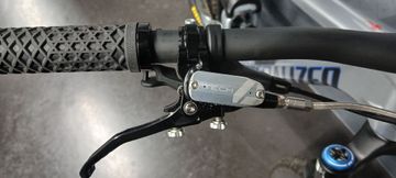 Used Specialized Enduro Shimano Deore XT 2022 Mountainbike, Light Gray, Mixed — image 3 of 11