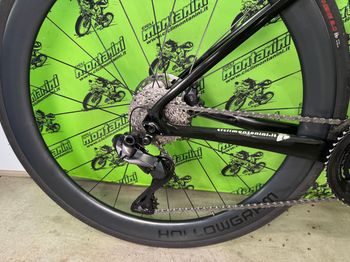 Used Cannondale SuperSix EVO Hi-MOD 2 2023 Road & Gravel, Black — image 3 of 5
