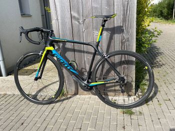 Used Giant TCR Advanced SL 2 2017 2017 Road & Gravel