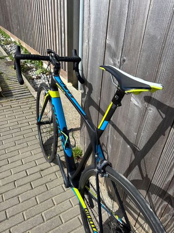 Gebrauchtes Giant TCR Advanced SL 2 2017 2017 Road & Gravel, Schwarz — Bild 2 von 4