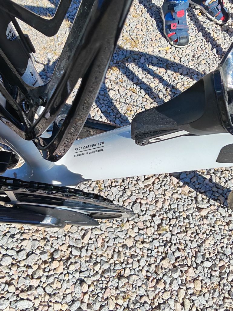 Used Specialized Tarmac Frameset 2025 Road & Gravel — image 6 of 6