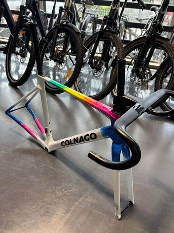 Used Colnago V5Rs Shimano Dura Ace Di2 2026 Frameset 2026 Road & Gravel, Weiß — image 4 of 5