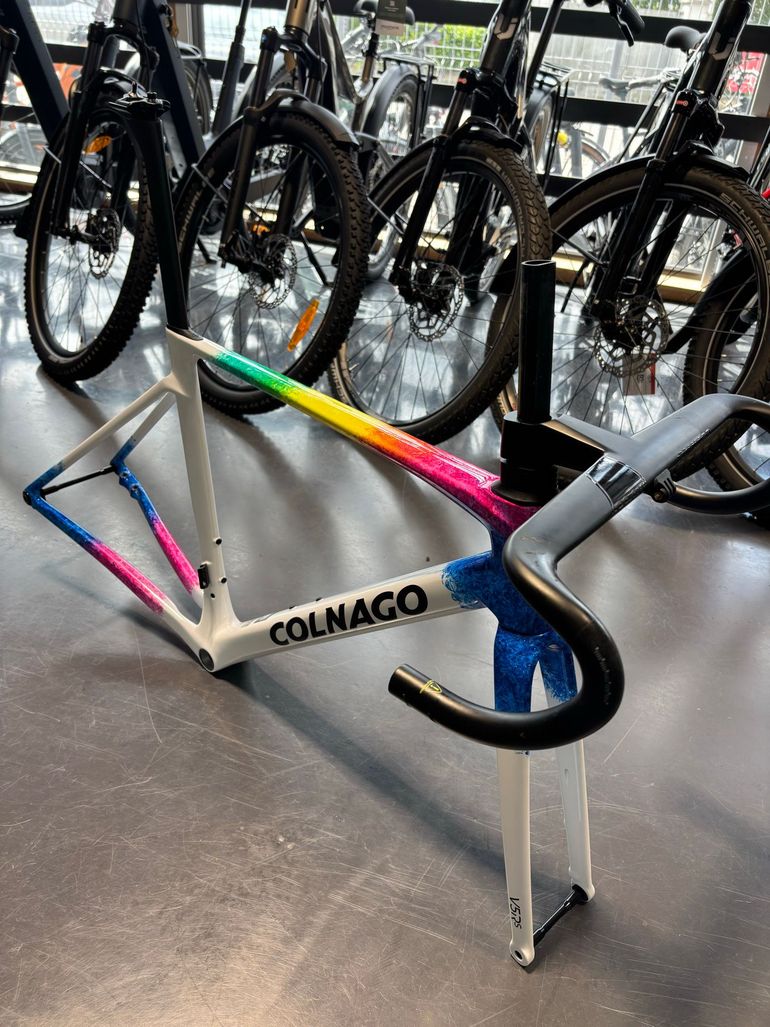Used Colnago V5Rs Shimano Dura Ace Di2 2026 Frameset 2026 Road & Gravel, Weiß — image 4 of 5