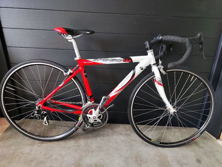 Used GO SPORT GO SPORT Custom Other Campagnolo 2009 Road & Gravel, Weiß — image 1 of 10