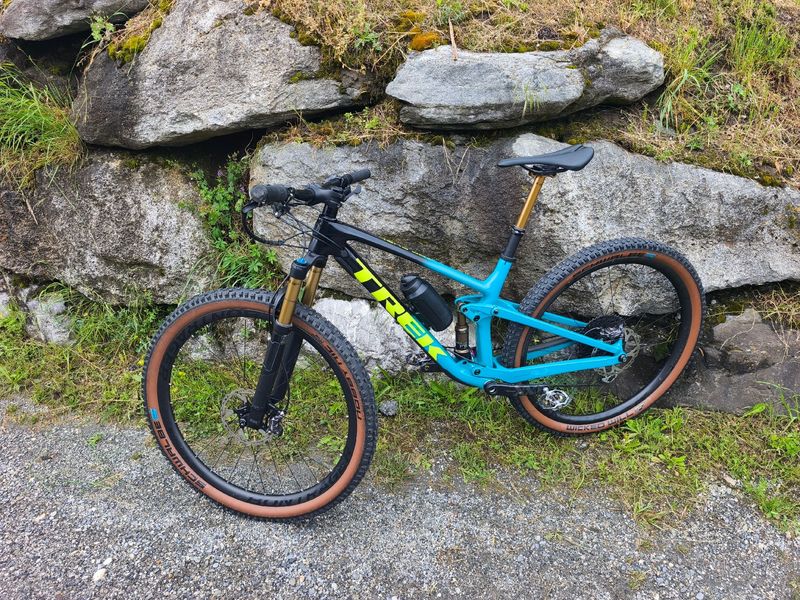 Brugt Trek Top Fuel 9.9 2020 2020 Mountainbike — billede 2 af 7