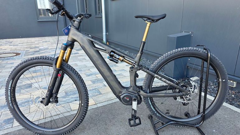 Used CUBE STEREO HYBRID ONE44 HPC, SLT 800 2026 2026 Mountainbike, Black, 27.5, 29 — image 2 of 25