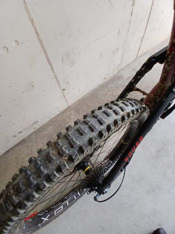 Used Haibike Nduro 7 2024 2024 Mountainbike, Red, 29 — image 5 of 10