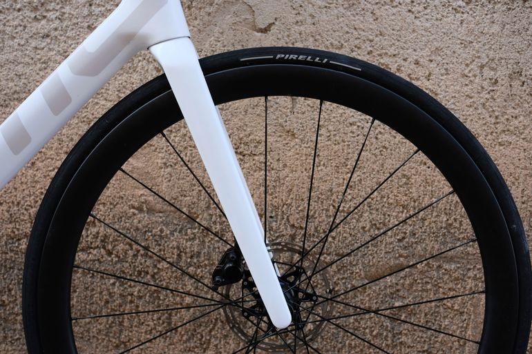 Used BMC Teammachine SLR 01 THREE 2026 2026 Road & Gravel — image 23 of 27