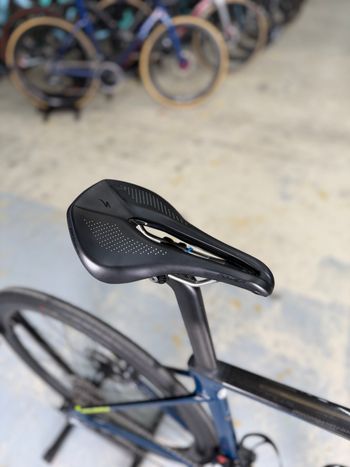 Used Specialized Roubaix Expert 2020 2020 Road & Gravel, Blue — image 17 of 26