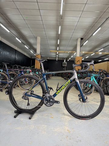 Specialized Roubaix Expert 2020 2020 Road & Gravel usato