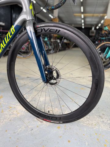 Used Specialized Roubaix Expert 2020 2020 Road & Gravel, Blue — image 4 of 26
