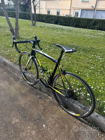 Used Scott CR1 30 2017 2017 Road & Gravel, Black — image 4 of 6