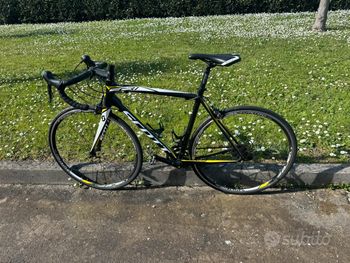 Used Scott CR1 30 2017 2017 Road & Gravel, Schwarz — image 2 of 6