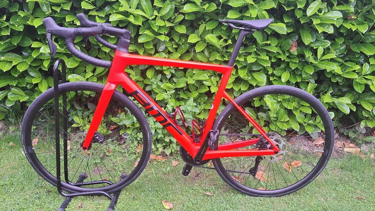 Used BMC Teammachine SLR THREE 2025 2025 Road & Gravel, Red — image 1 of 9