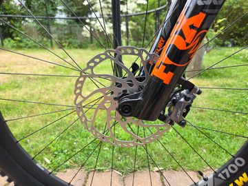 Yeti Sb150 Shimano Deore XT 2022 Mountainbike de segunda mano, Azul — imagen 6 de 12