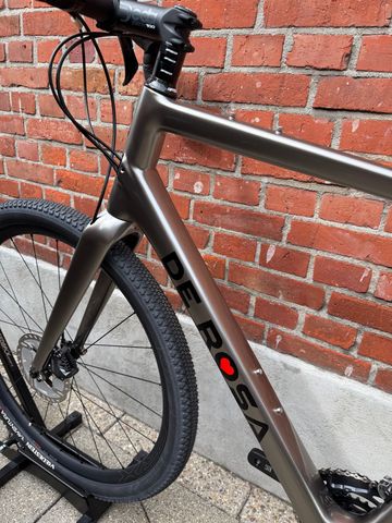 Used De Rosa Custom Shimano GRX 2023 Road & Gravel, Light Gray — image 14 of 15