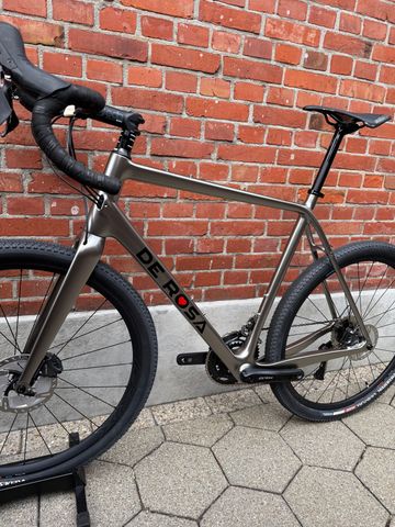Used De Rosa Custom Shimano GRX 2023 Road & Gravel, Light Gray — image 12 of 15