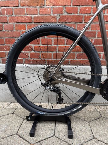 Used De Rosa Custom Shimano GRX 2023 Road & Gravel, Light Gray — image 2 of 15