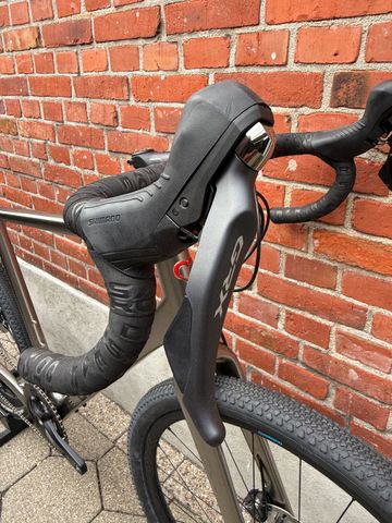 Used De Rosa Custom Shimano GRX 2023 Road & Gravel, Light Gray — image 5 of 15