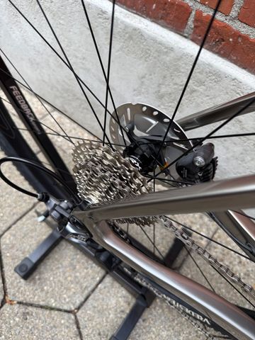 Used De Rosa Custom Shimano GRX 2023 Road & Gravel, Light Gray — image 10 of 15
