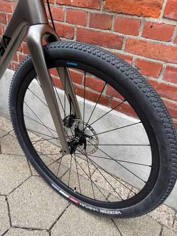 Used De Rosa Custom Shimano GRX 2023 Road & Gravel, Light Gray — image 4 of 15