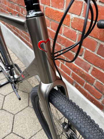 Used De Rosa Custom Shimano GRX 2023 Road & Gravel, Light Gray — image 6 of 15