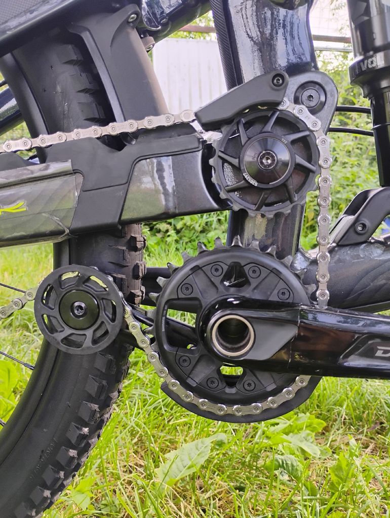 Used Trek Slash 8 Gen 6 2024 2024 Mountainbike, Blau, 27.5, 29 — image 3 of 9