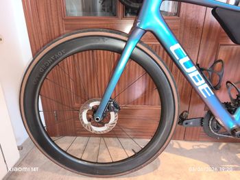 Used CUBE ATTAIN C:62, SLT 2026 2026 Road & Gravel, Blue — image 8 of 9