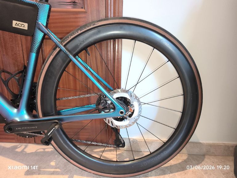 Used CUBE ATTAIN C:62, SLT 2026 2026 Road & Gravel, Blue — image 7 of 9