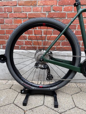 Used De Rosa Custom Shimano GRX Di2 2023 Road & Gravel, Green — image 2 of 14