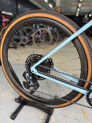 Used Specialized Diverge Expert AXS 2022 Road & Gravel — image 10 of 24