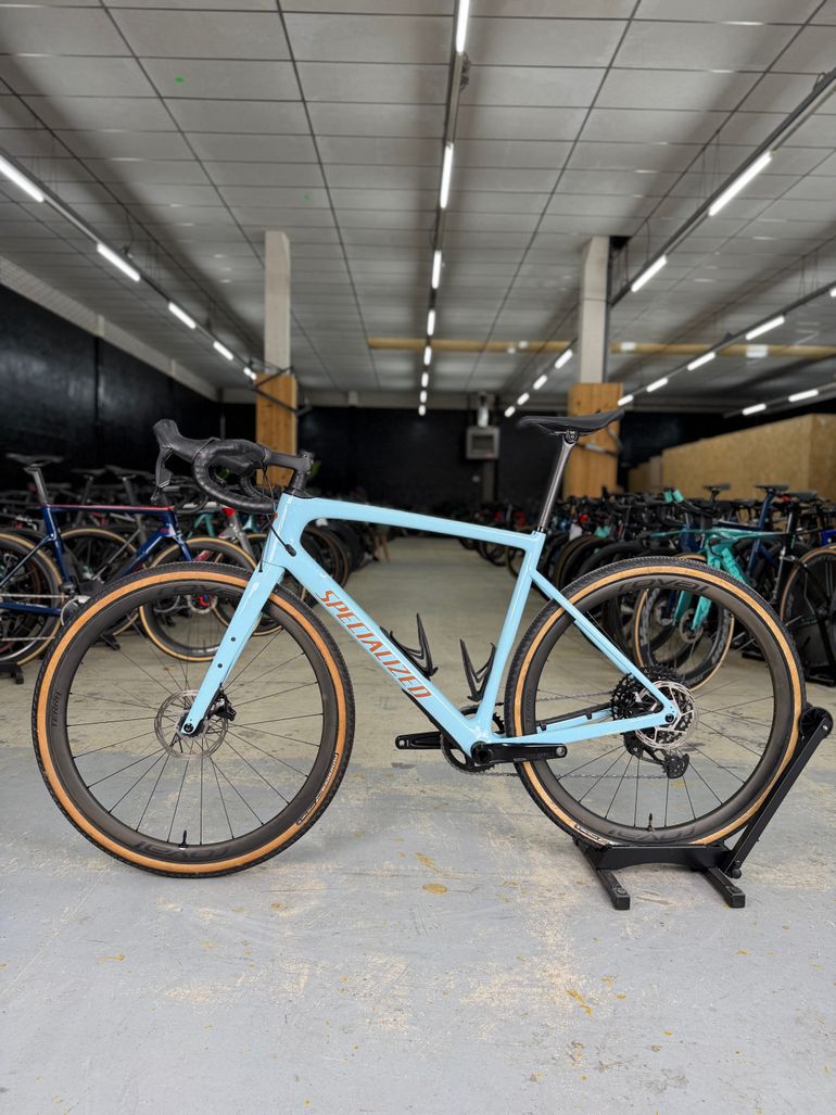 Used Specialized Diverge Expert AXS 2022 Road & Gravel — image 16 of 24