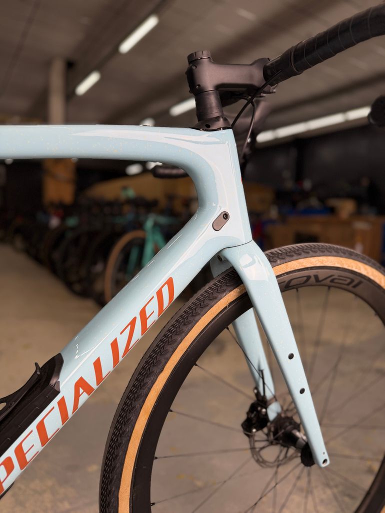 Used Specialized Diverge Expert AXS 2022 Road & Gravel — image 8 of 24
