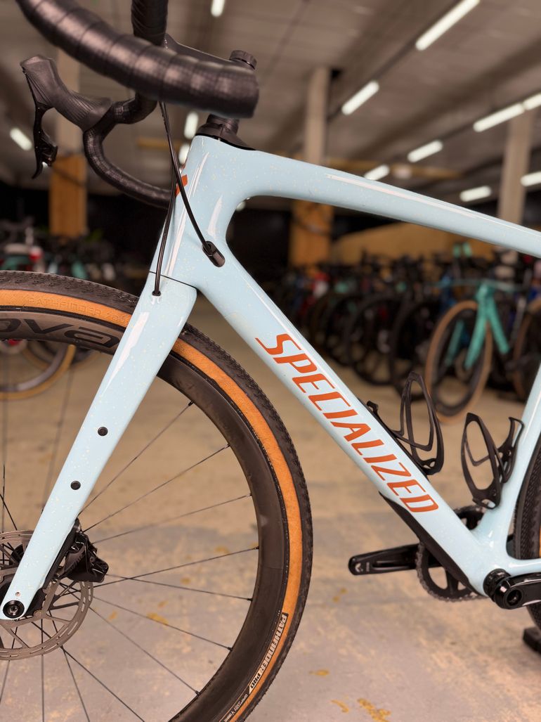 Used Specialized Diverge Expert AXS 2022 Road & Gravel — image 18 of 24