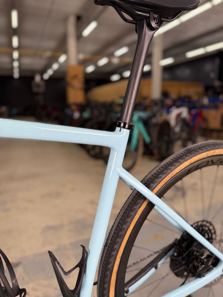 Used Specialized Diverge Expert AXS 2022 Road & Gravel — image 20 of 24