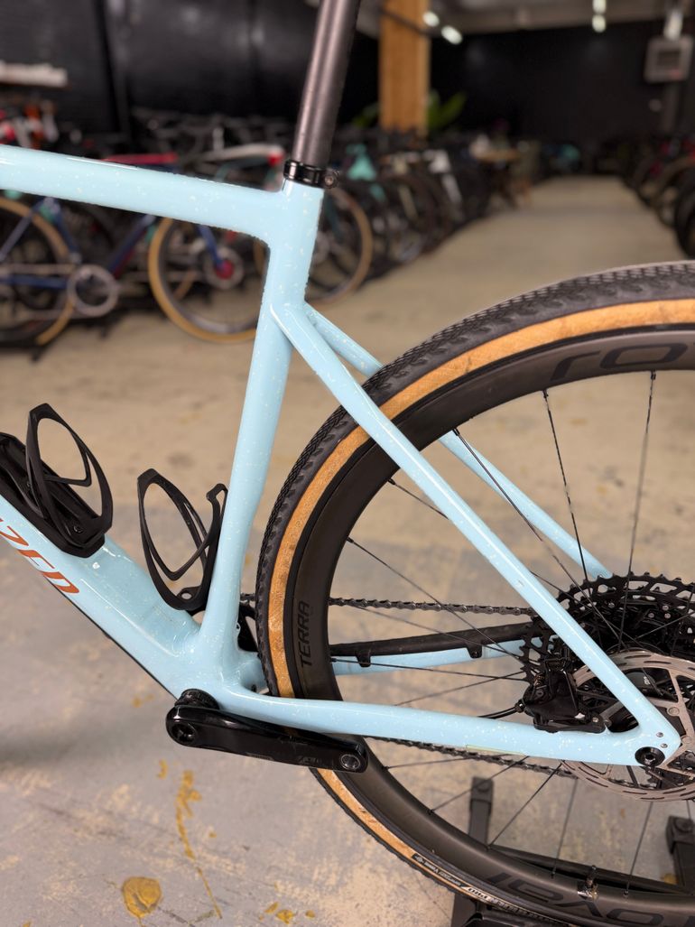 Used Specialized Diverge Expert AXS 2022 Road & Gravel — image 22 of 24