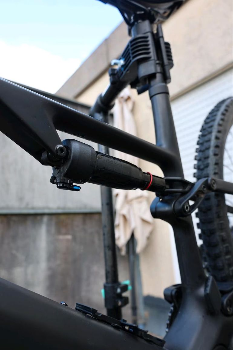 Used CUBE Cube AMS One44 Race BlackLine Carbon 2025 Mountainbike — image 6 of 22
