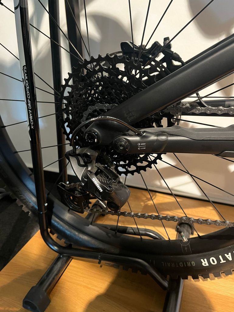 Used Specialized Turbo Levo Alloy 2024 2024 Mountainbike, Schwarz, 29 — image 9 of 9
